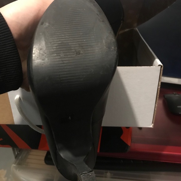 Call it Spring heels - Picture 4 of 4